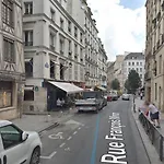 Chez Pierre- Between City Hall And Saint Paul